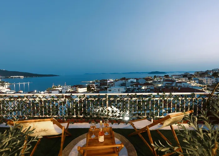 Pantheon * Neos Marmaras