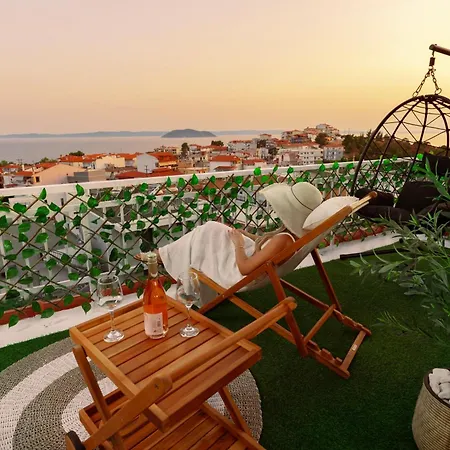 Pantheon Апартаменты Неос-Мармарас