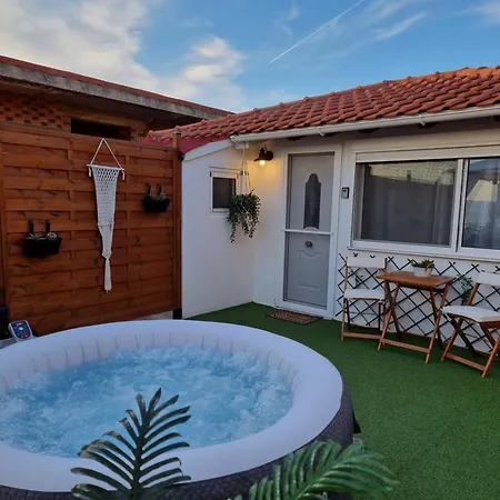 Апартаменты Pantheon Неос-Мармарас